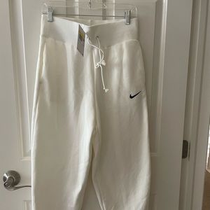 Women’s White Nike Sweatpants